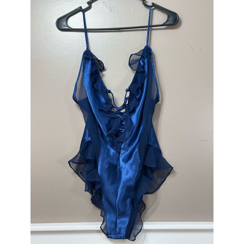 NWOT Kama Sutra Lace Silky Soft Lingerie Teddy One Piece Bodysuit Women's M